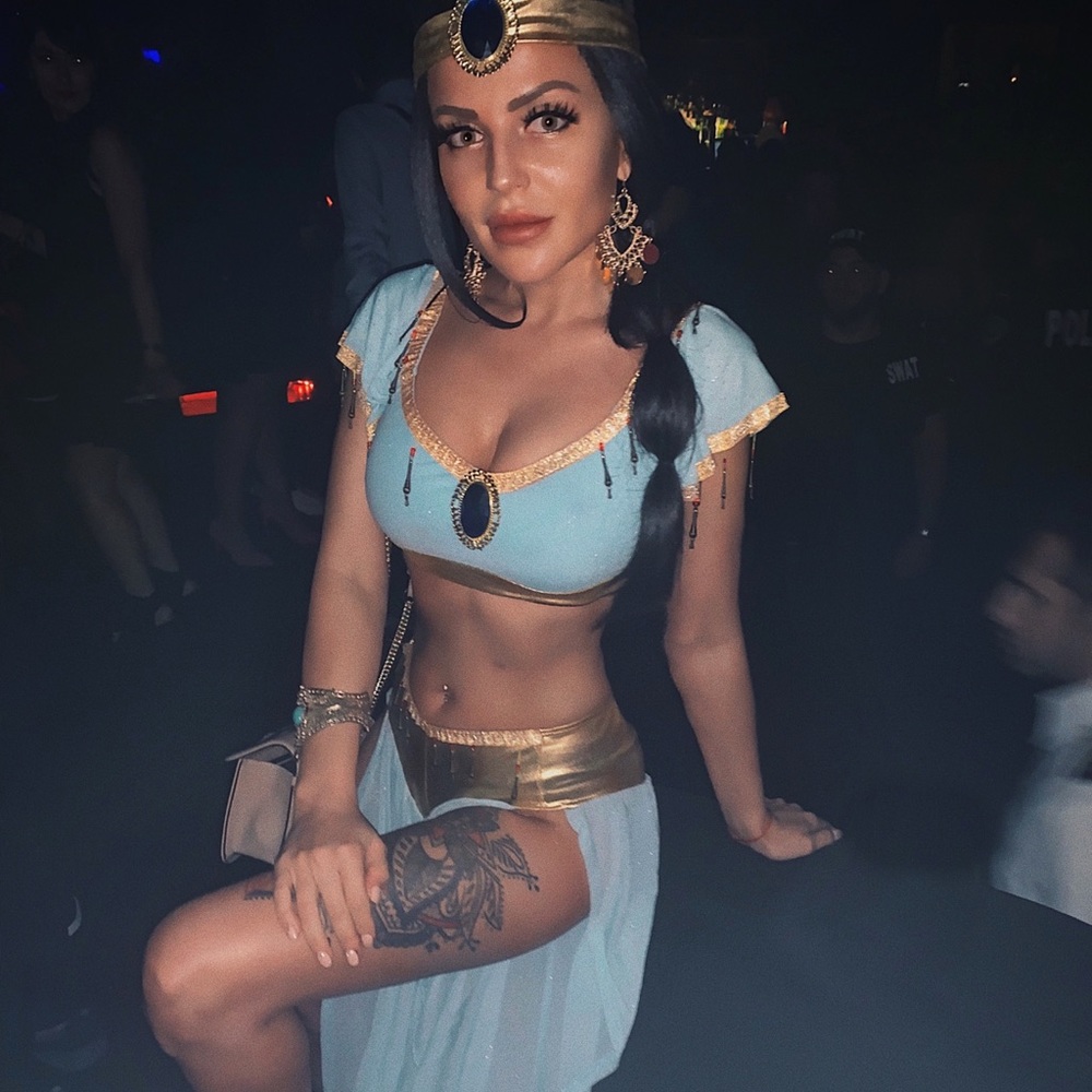 Jasmine jenie costume helloween